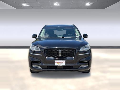 Infinite Black Metallic Clearcoat 2023 Lincoln Aviator Reserve