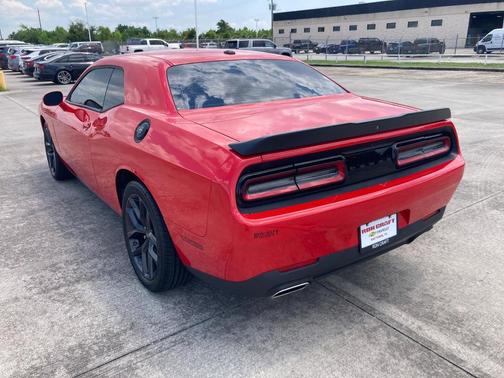 2022 Dodge Challenger SXT