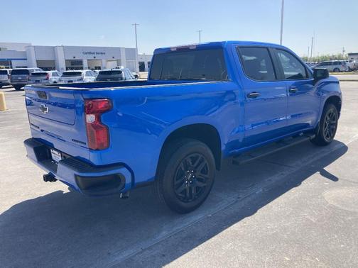 2025 Chevrolet Silverado 1500 Custom
