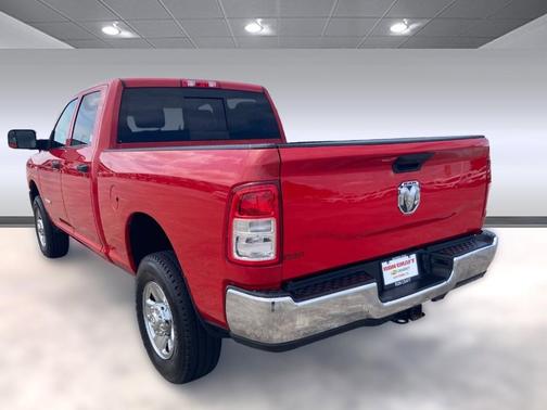 2020 RAM 2500 Tradesman Crew Cab 4X4 6'4' Box