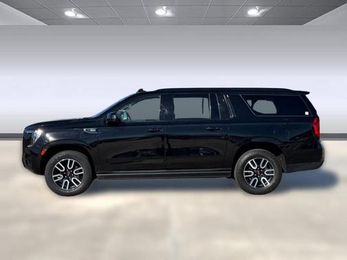 2023 GMC Yukon XL 4WD AT4