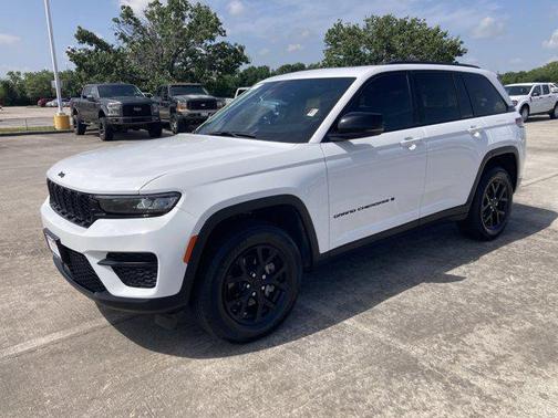 2025 Jeep Grand Cherokee Altitude