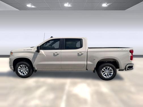 White Sands 2026 Chevrolet Silverado 1500 RST
