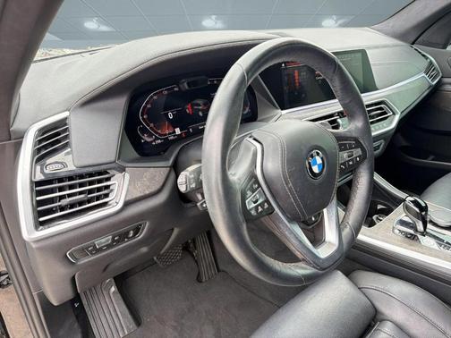 Black Sapphire Metallic 2022 BMW X5 sDrive40i