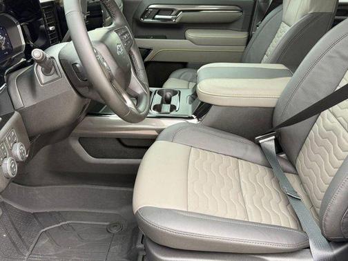 2026 Chevrolet Silverado 2500 Crew Cab, Standard Bed, XR2, 4WD