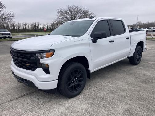 2025 Chevrolet Silverado 1500 Custom