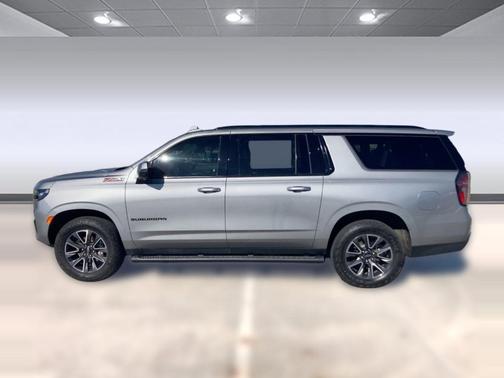 2023 Chevrolet Suburban 4WD Z71