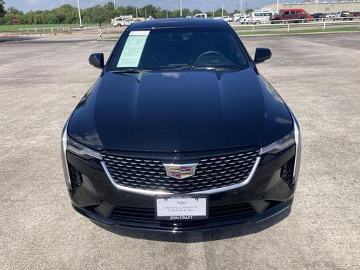 2024 Cadillac CT4 Premium Luxury