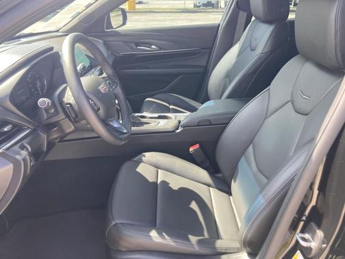 2024 Cadillac CT4 Premium Luxury