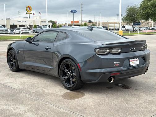 Shadow Gray Metallic 2023 Chevrolet Camaro 1LT