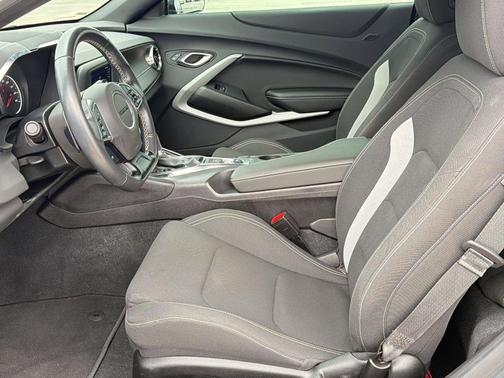 Shadow Gray Metallic 2023 Chevrolet Camaro 1LT