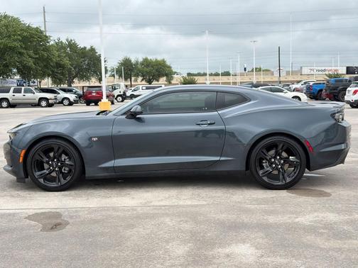 Shadow Gray Metallic 2023 Chevrolet Camaro 1LT