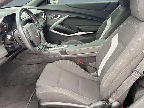 Shadow Gray Metallic 2023 Chevrolet Camaro 1LT