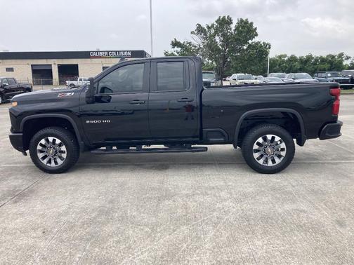 2025 Chevrolet Silverado 2500 Custom