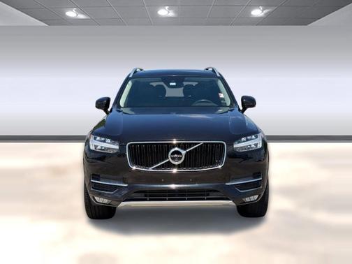 Onyx Black Metallic 2018 Volvo XC90 T5 Momentum