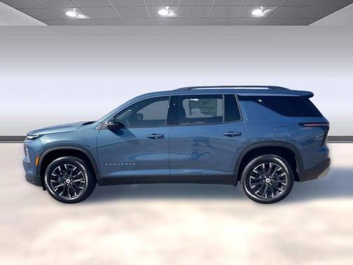 Lakeshore Blue Metallic 2026 Chevrolet Traverse LT