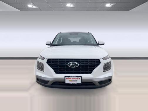 2025 Hyundai VENUE SE