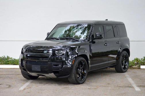 2025 Land Rover Defender 110 V8