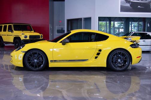 2020 Porsche 718 Cayman T