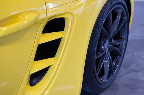 2020 Porsche 718 Cayman T