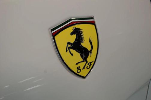 2019 Ferrari 812 Superfast Base