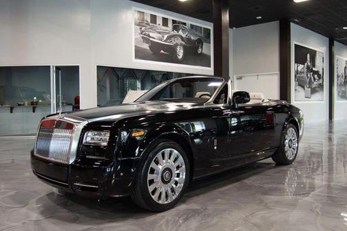 2016 Rolls-Royce Phantom Drophead Coupe Drophead Coupe Convertible 2D