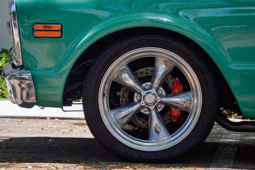 Green 1967 Chevrolet C10/K10 Stepside RWD