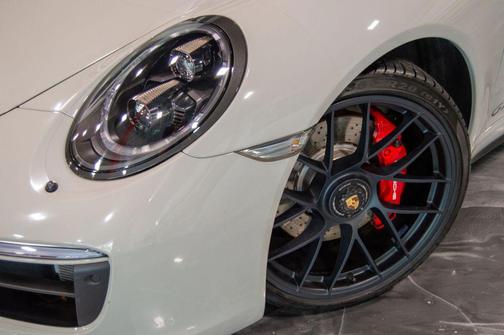 2018 Porsche 911 Targa 4 GTS
