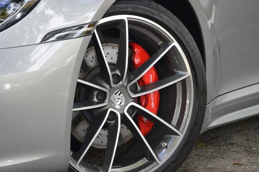 2024 Porsche 911 Carrera 4S