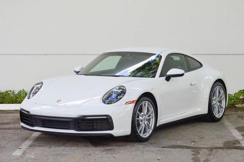 2021 Porsche 911 Carrera