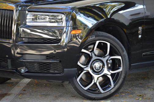 2023 Rolls-Royce Cullinan Black Badge Sport Utility 4D
