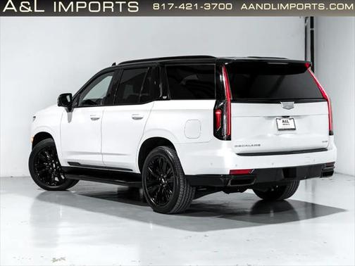 2022 Cadillac Escalade Sport