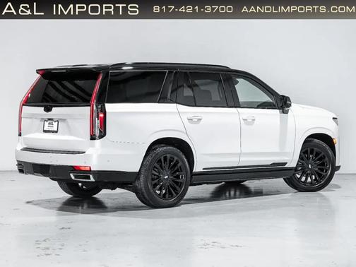 2022 Cadillac Escalade Premium Luxury