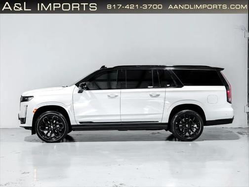 2023 Cadillac Escalade ESV Sport Platinum