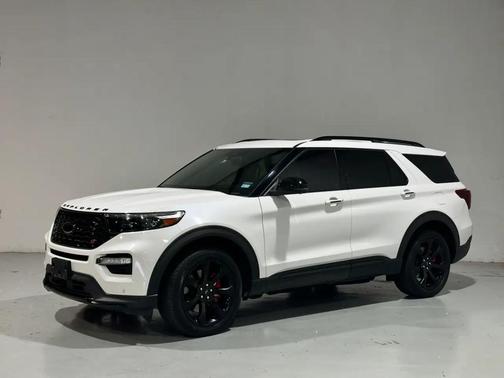 Star White Metallic Tri-Coat 2020 Ford Explorer ST