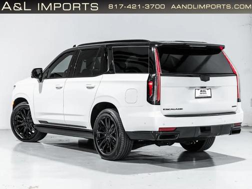 Crystal White Tricoat 2024 Cadillac Escalade Premium Luxury