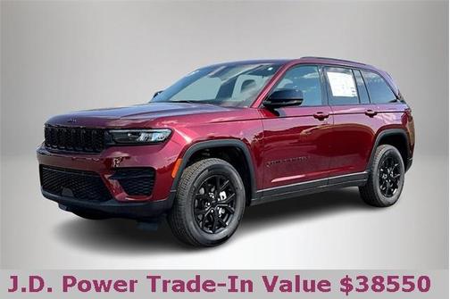 2025 Jeep Grand Cherokee Laredo