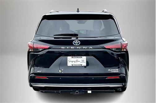 2022 Toyota Sienna Platinum 7 Passenger