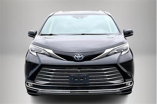 2022 Toyota Sienna Platinum 7 Passenger