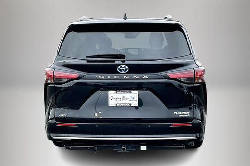 2022 Toyota Sienna Platinum 7 Passenger