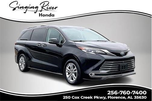 2022 Toyota Sienna Platinum 7 Passenger