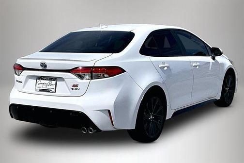 Ice 2025 Toyota Corolla Hybrid SE