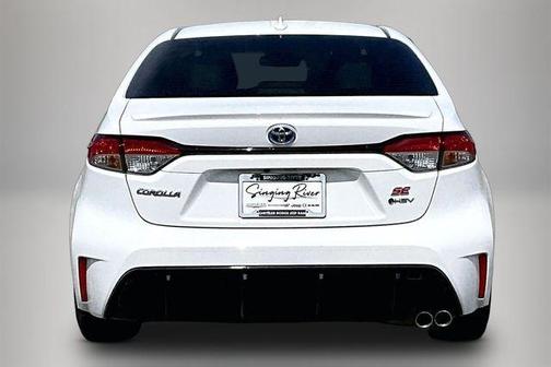 Ice 2025 Toyota Corolla Hybrid SE