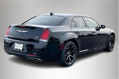 2019 Chrysler 300 Touring