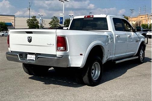 2016 RAM 3500 Laramie