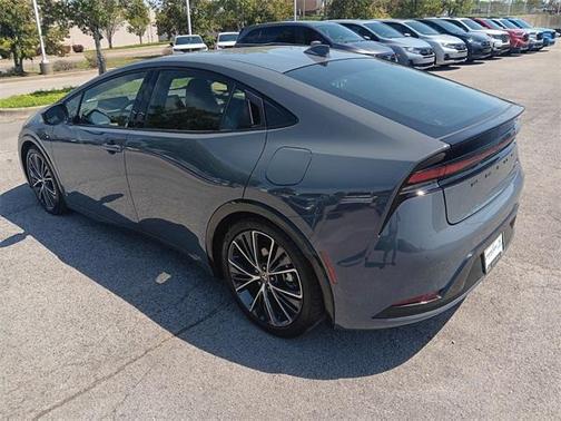 2023 Toyota Prius XLE