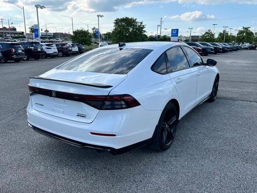 2023 Honda Accord Hybrid Sport-L