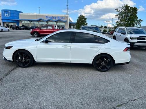2023 Honda Accord Hybrid Sport-L
