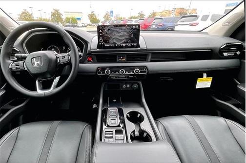 2025 Honda Pilot Sport