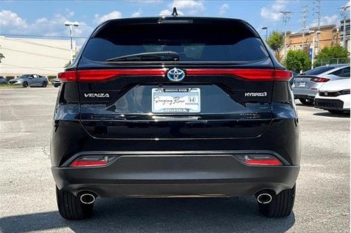 2021 Toyota Venza LE